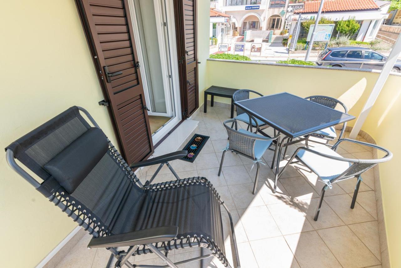 Apartment Luiza With Terrace Baška Екстериор снимка