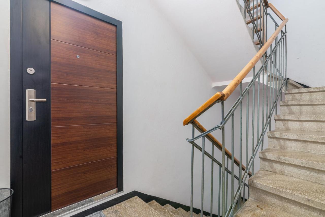 Apartment Luiza With Terrace Baška Екстериор снимка